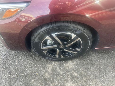 Used 2025 Nissan Sentra SV image 30