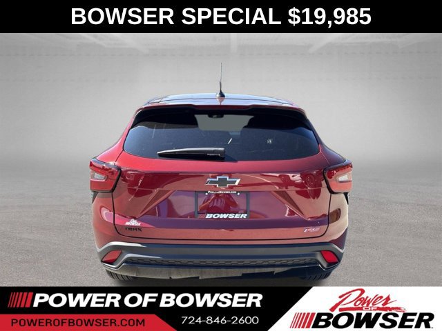 Certified 2024 Chevrolet Trax RS FWD image 4
