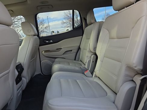 Used 2018 GMC Acadia Denali w/ Technology Package image 17