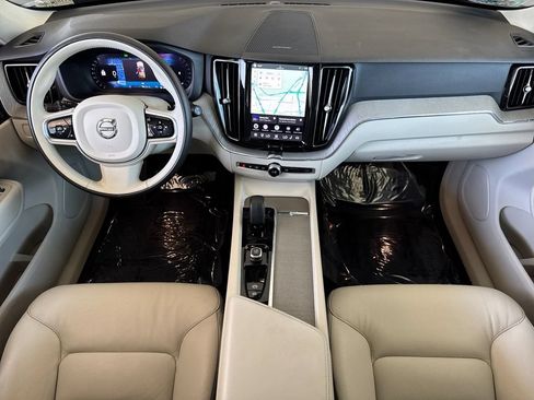 Certified 2023 Volvo XC60 B5 Plus w/ Protection Package Premier FWD image 12