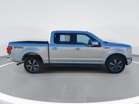 Used 2015 Ford F150 Lariat image 4