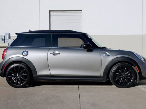 Used 2017 MINI Cooper S image 14