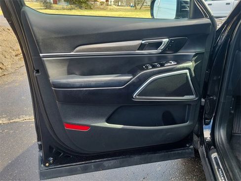 Certified 2021 Kia Telluride SX w/ SX Prestige Package image 6