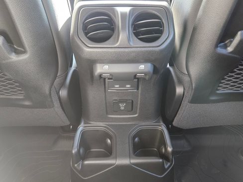 New 2026 Jeep Gladiator Sport image 24