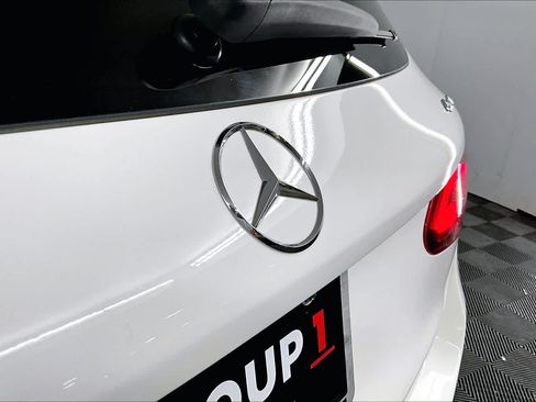 Certified 2021 Mercedes-Benz GLC 300 4MATIC image 30