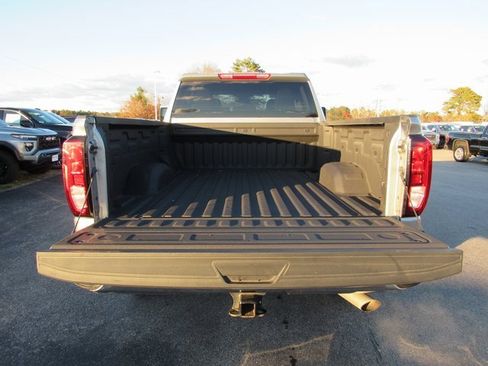 Used 2024 GMC Sierra 2500 Pro w/ Convenience Package image 24