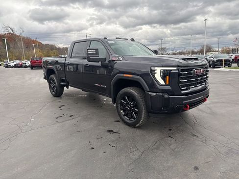 New 2026 GMC Sierra 2500 AT4 image 4