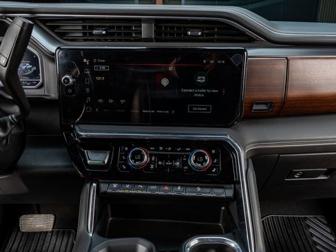 Used 2024 GMC Sierra 3500 Denali Ultimate image 23