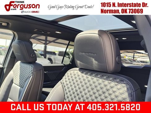 New 2026 GMC Acadia Denali w/ Super Cruise Package FWD image 17