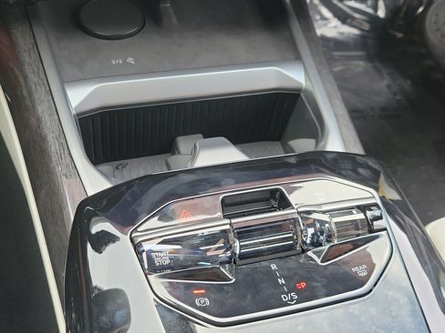 New 2027 BMW 740i w/ Executive Package RWD image 28