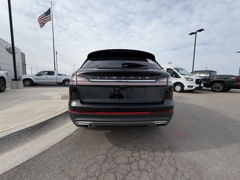 Used 2023 Lincoln Nautilus FWD image 6