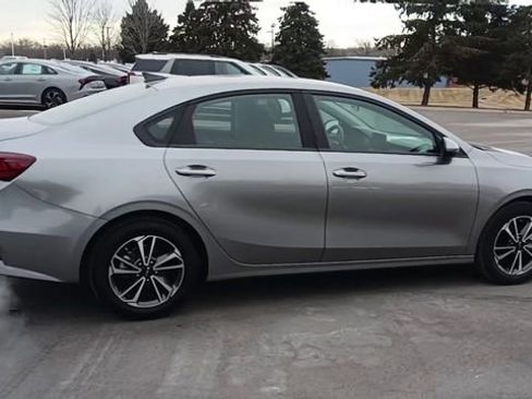 Certified 2024 Kia Forte LXS image 3