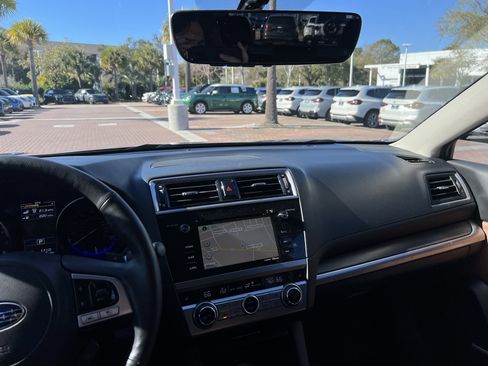 Used 2017 Subaru Outback 3.6R Touring image 31