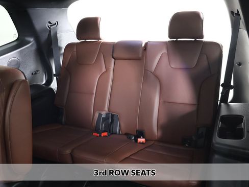 Used 2023 Kia Telluride SX image 11