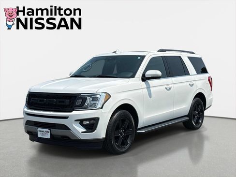 Used 2020 Ford Expedition XLT w/ Equipment Group 202A AWD/4WD image 5