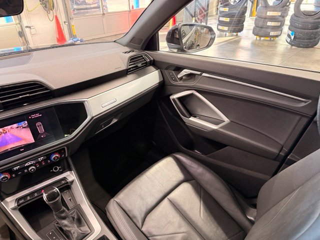 Used 2021 Audi Q3 2.0T Premium AWD/4WD image 17