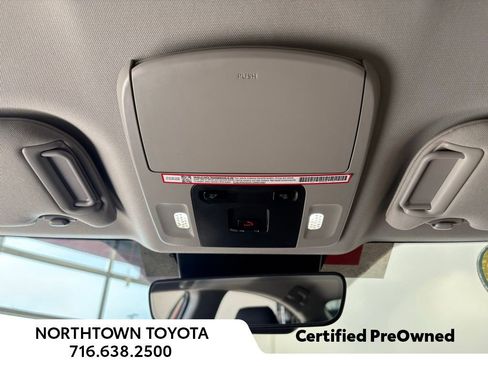 Used 2025 Toyota Camry LE w/ Convenience Package image 15