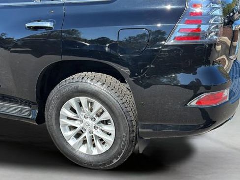 Used 2021 Lexus GX 460 Premium image 35