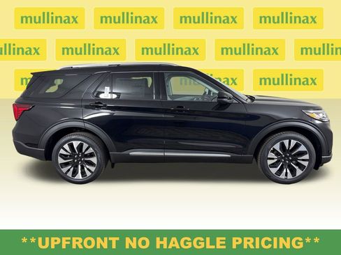 New 2026 Ford Explorer Platinum w/ LUX Leather Package AWD/4WD image 2