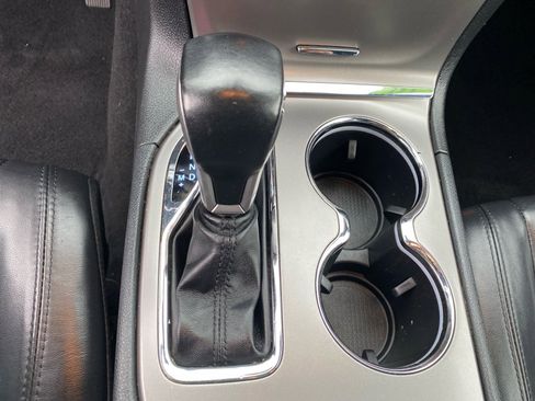 Used 2020 Jeep Grand Cherokee Limited image 12