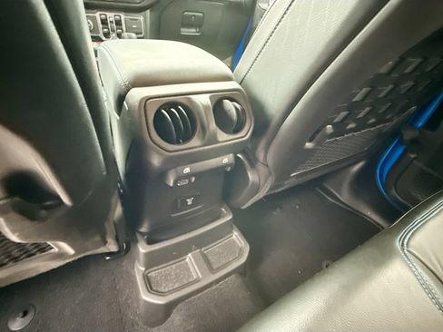Used 2022 Jeep Wrangler Unlimited Rubicon 4xe w/ Steel Bumper Group AWD/4WD image 24