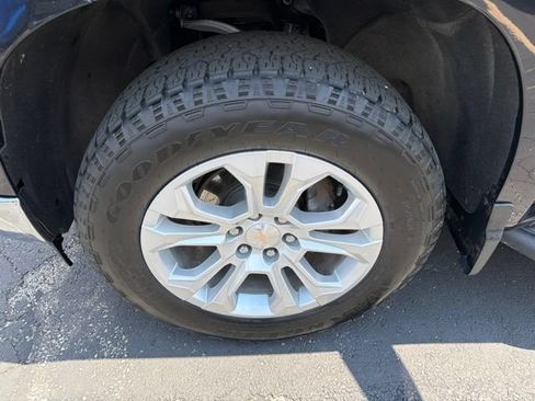Certified 2023 Chevrolet Silverado 1500 LTZ w/ LTZ Convenience Package II AWD/4WD image 10