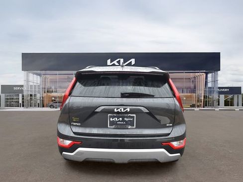 New 2025 Kia Niro EX FWD image 5