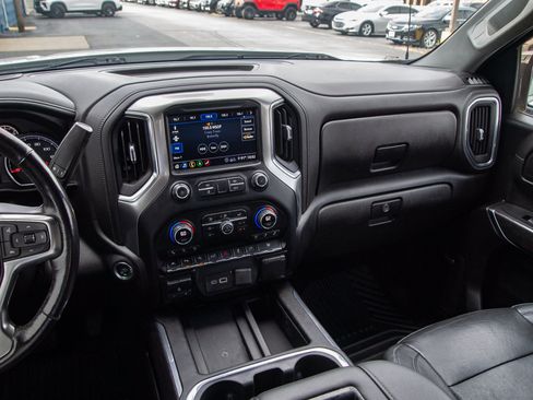 Used 2020 Chevrolet Silverado 1500 LTZ w/ LTZ Premium Package AWD/4WD image 15