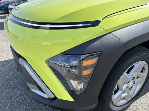 New 2026 Hyundai Kona SE image 14