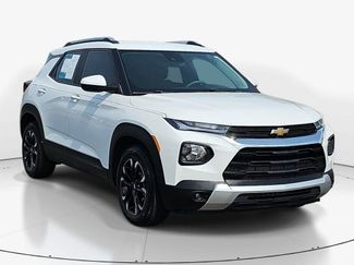 Used 2021 Chevrolet TrailBlazer LT w/ Driver Confidence Package FWD video 3
