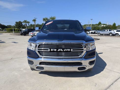 Used 2024 RAM 1500 Laramie AWD/4WD image 8