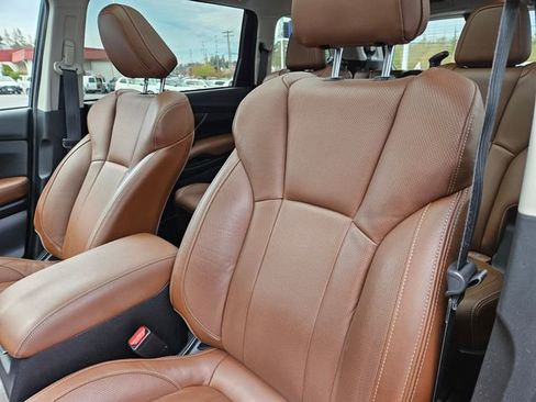 Used 2019 Subaru Ascent Touring w/ Popular Package #3 AWD/4WD image 15