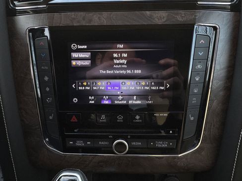 Used 2021 INFINITI QX80 Premium Select w/ All-Season Package image 24