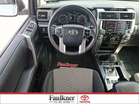 Certified 2024 Toyota 4Runner SR5 AWD/4WD image 11