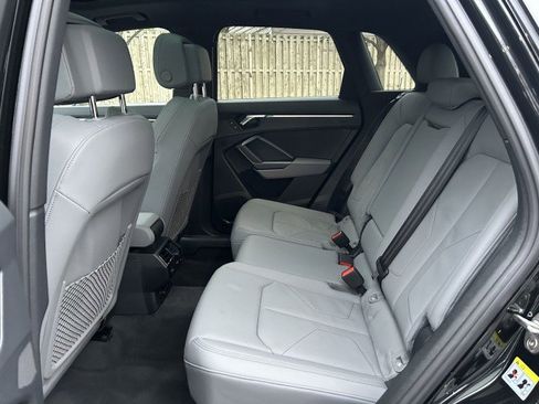 Certified 2025 Audi Q3 2.0T Premium w/ Convenience Package image 21