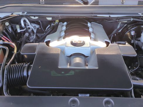 Used 2019 Cadillac Escalade ESV Platinum image 22