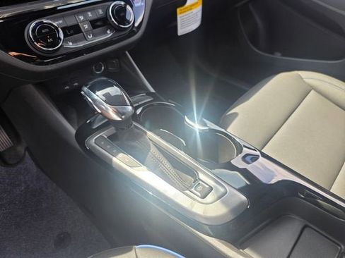 New 2026 Buick Envista Sport Touring FWD image 25