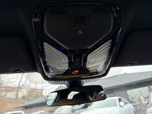 Used 2019 BMW 530i xDrive w/ Convenience Package image 51