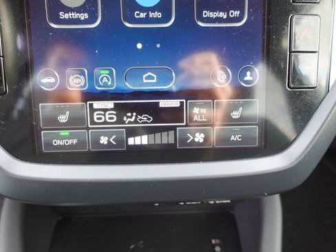 Used 2025 Subaru Forester Limited image 18