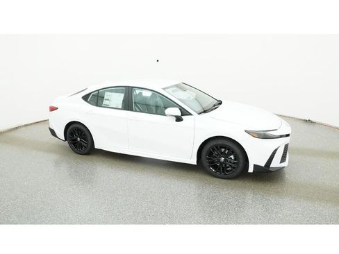 New 2026 Toyota Camry SE image 12