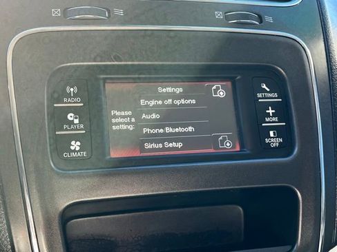 Used 2018 Dodge Journey SXT w/ Connectivity Group FWD image 50