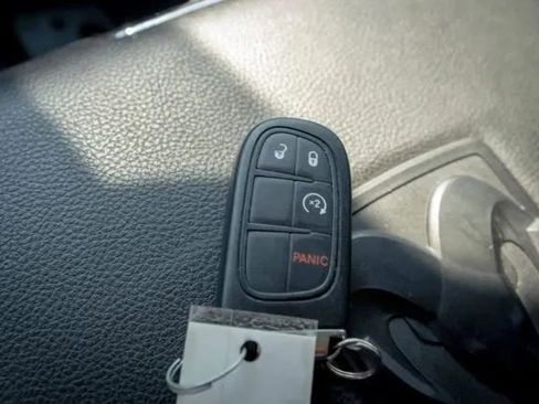 Used 2017 RAM 1500 Laramie w/ Convenience Group image 27