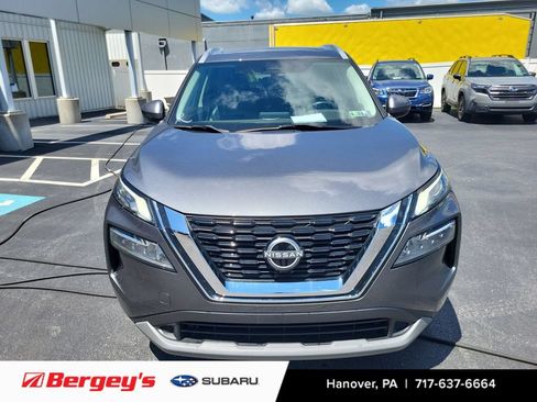 Used 2023 Nissan Rogue SV w/ SV Premium Package AWD/4WD image 8