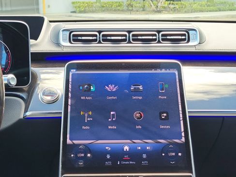 Used 2023 Mercedes-Benz S 580 4MATIC Sedan image 18