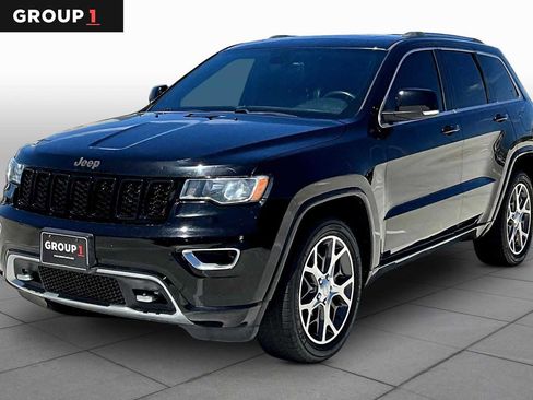 Used 2018 Jeep Grand Cherokee Limited image 1