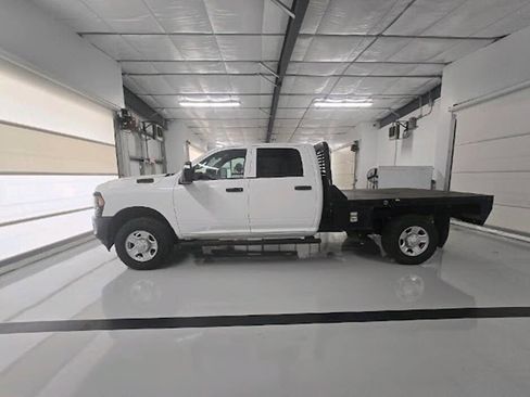 Used 2023 RAM 2500 Tradesman AWD/4WD image 4