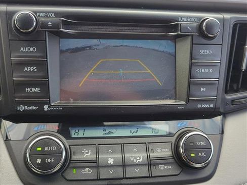 Used 2018 Toyota RAV4 LE Plus image 12