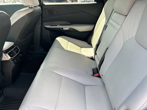 Used 2023 Lexus RX 350h w/ Accessory Package (2T) AWD/4WD image 15
