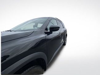 Used 2024 Nissan Pathfinder SV video 2