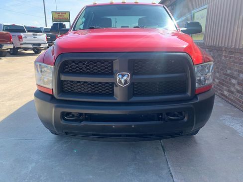 Used 2014 RAM 3500 Tradesman image 7